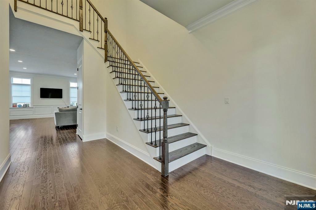 Property Photo:  187 Woodmont Circle  NJ 07675 