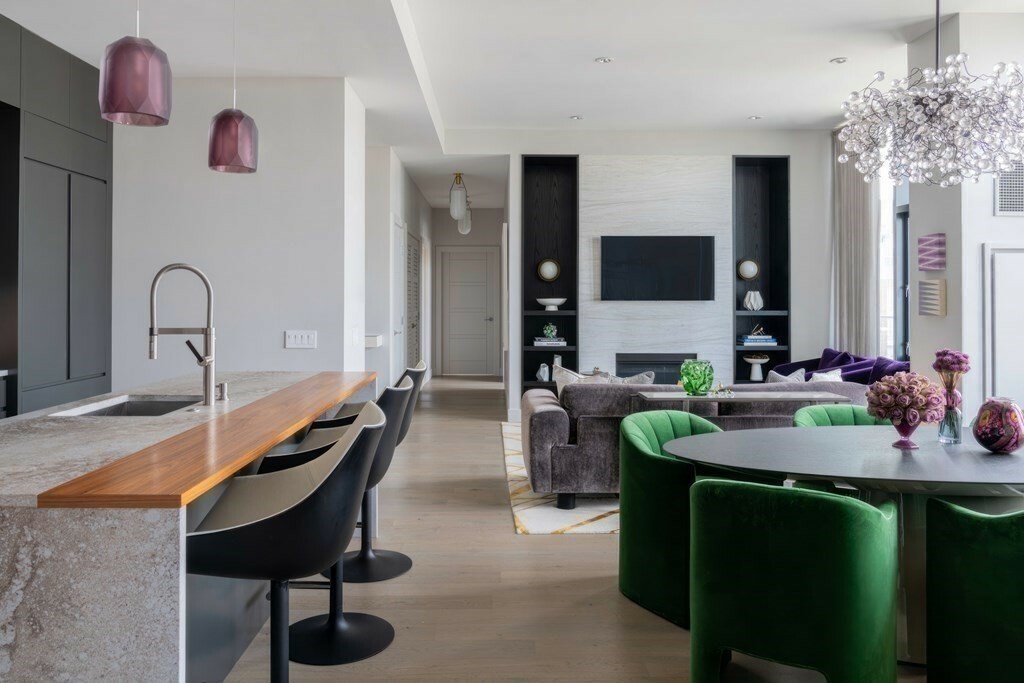 Property Photo: 40 Traveler St Ph 810 MA 02118