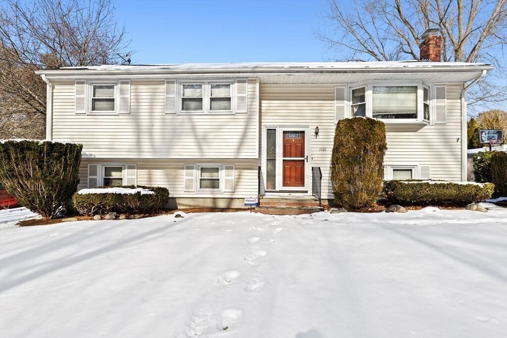 Property Photo: 1161 Pleasant St MA 02301