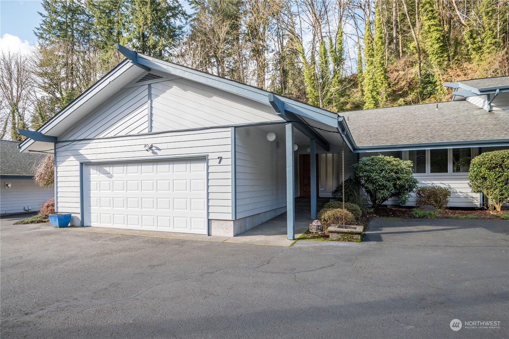 Property Photo:  2955  Glenwood Drive 7  WA 98632 