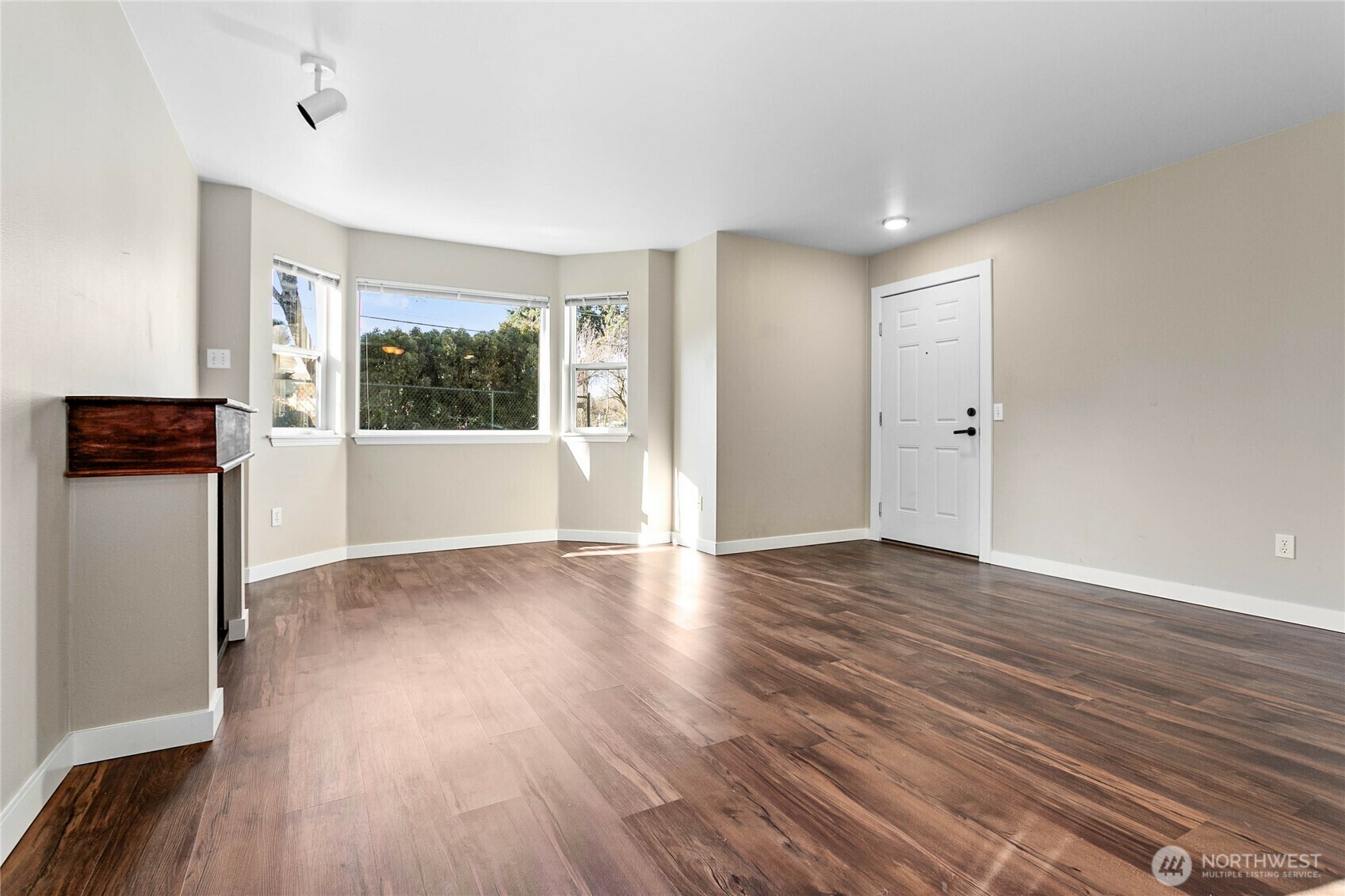Property Photo: 3350 Northwest Avenue 102 WA 98225