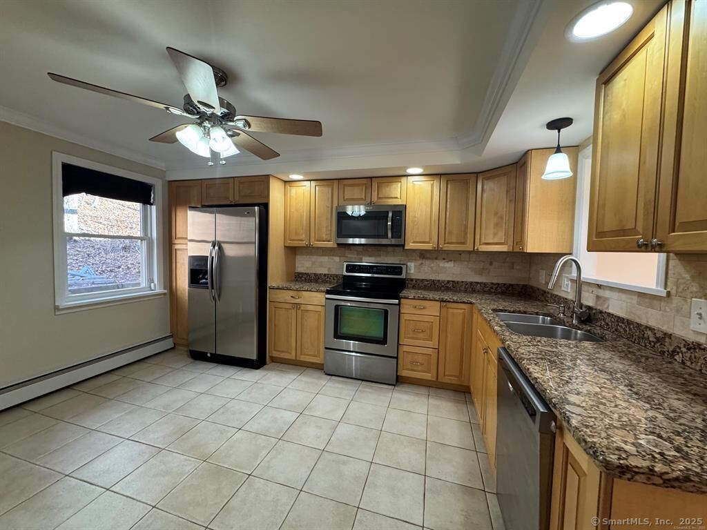Property Photo: 53 Terrace Gardens 53 CT 06492
