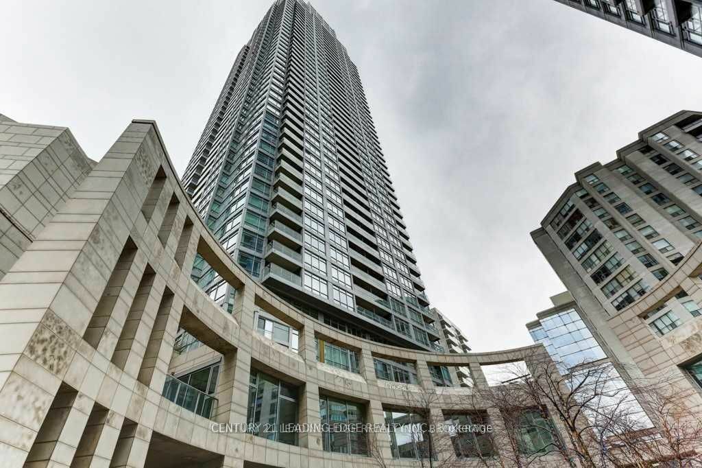 Property Photo:  2191 Yonge St 1207  ON M4S 4H8 