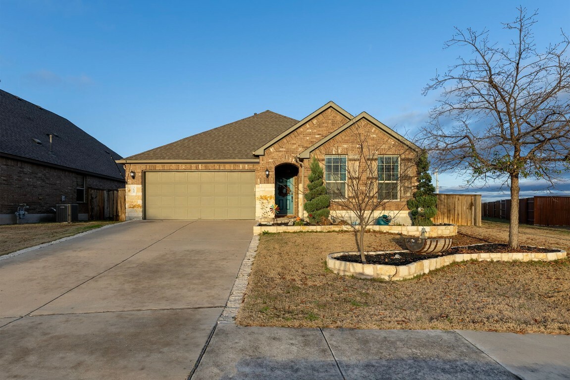 Property Photo:  3649 Esperanza Drive  TX 78665 