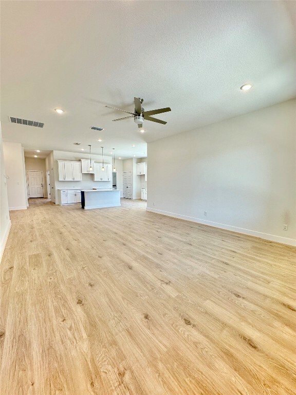 Property Photo: 137 Tenny Lane TX 78640