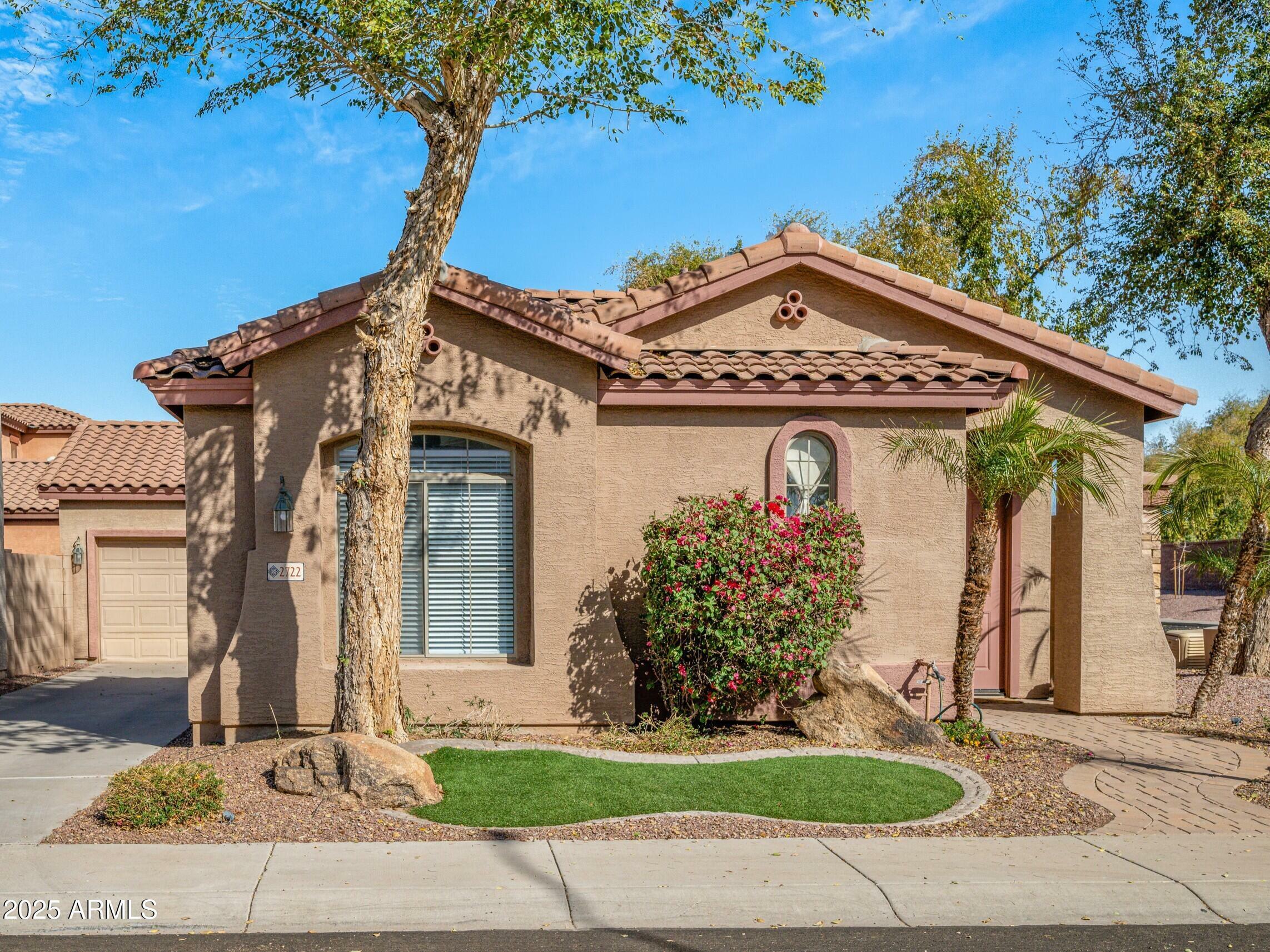 Property Photo:  2722 E Wesson Drive  AZ 85286 