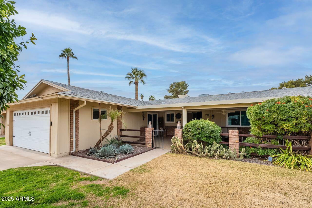 Property Photo: 9402 N 109th Drive AZ 85351
