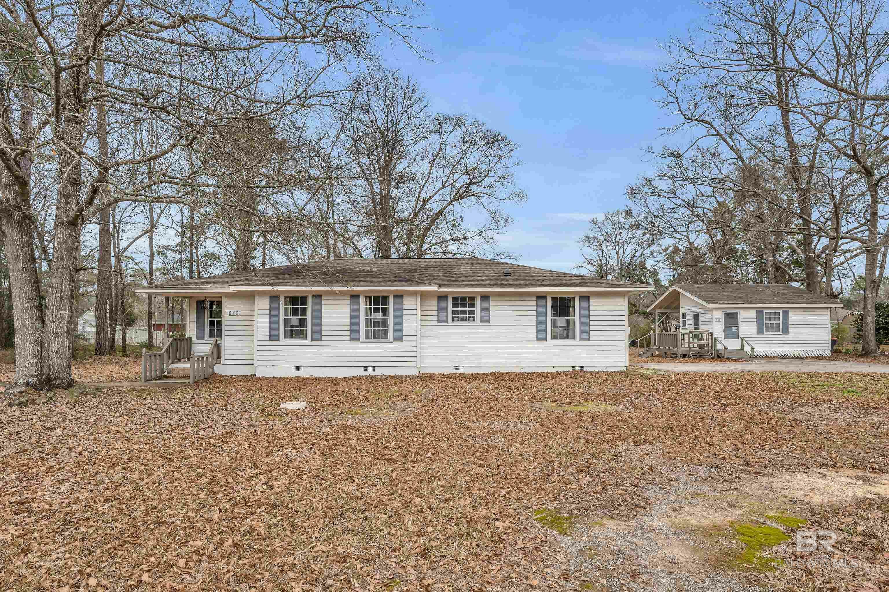 Property Photo:  610 W 7th Street  AL 36507 