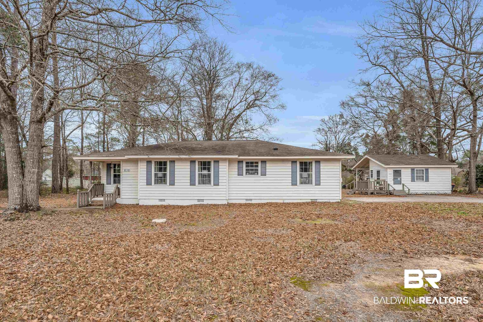Property Photo:  610 W 7th Street  AL 36507 