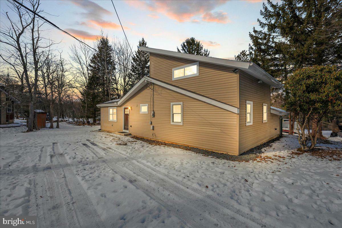 Property Photo: 37 Highridge Road PA 18210