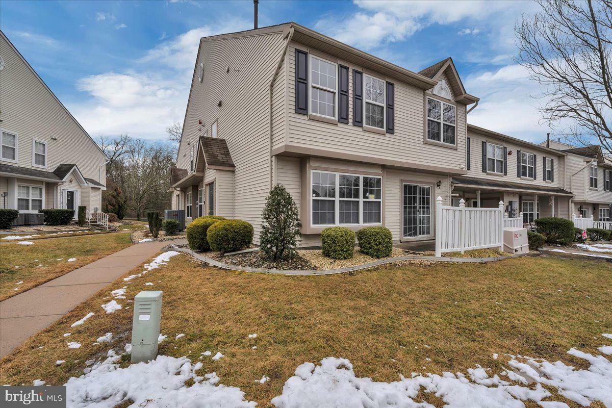 Property Photo:  1201 Tanglewood Drive  NJ 08081 