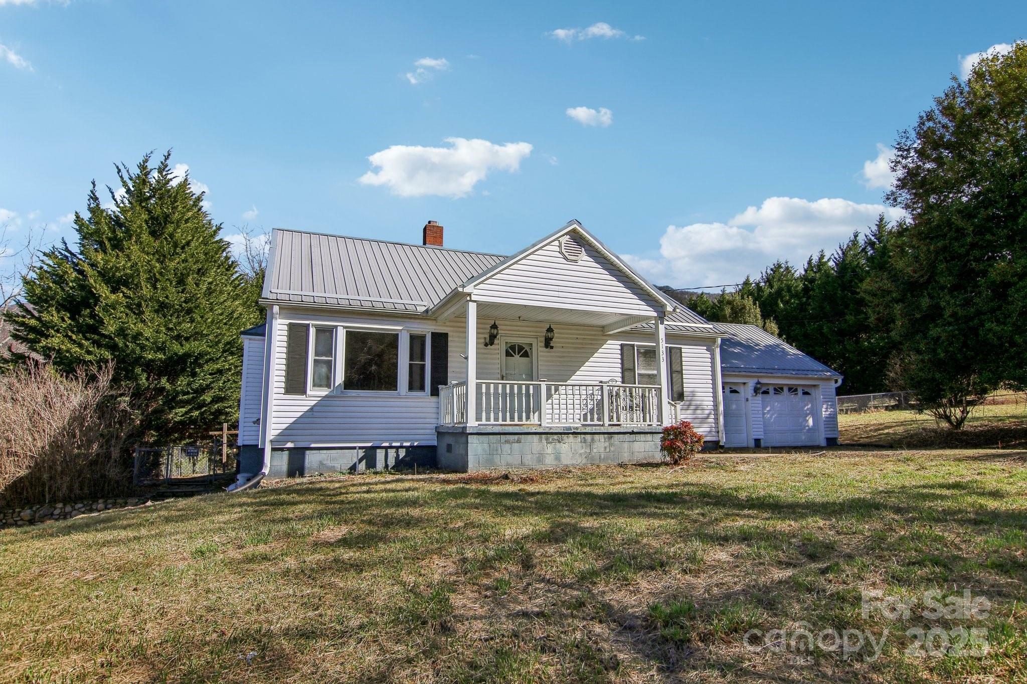 Property Photo:  5133 Dutch Cove Road  NC 28716 