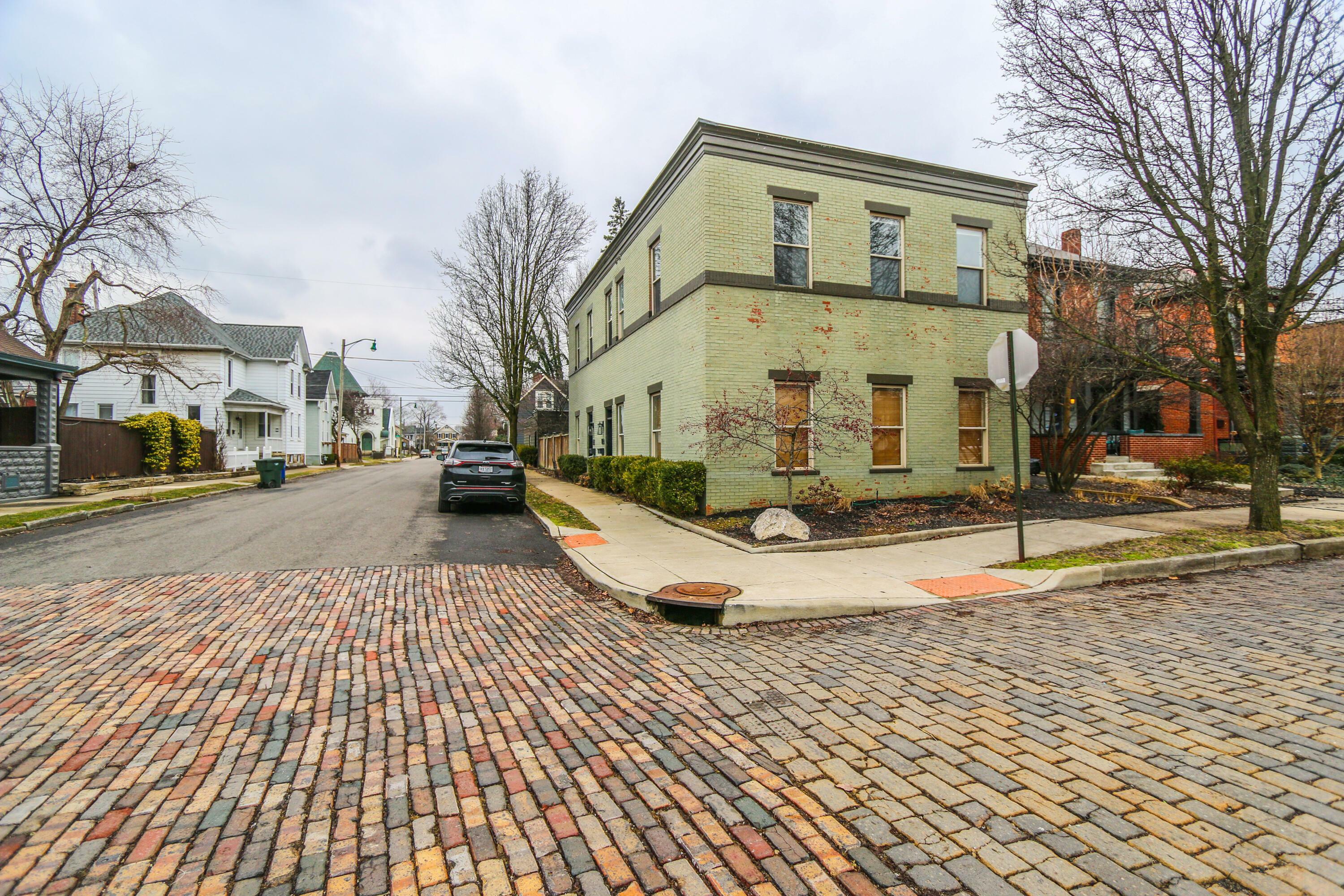 Property Photo:  113 E Mithoff Street  OH 43206 