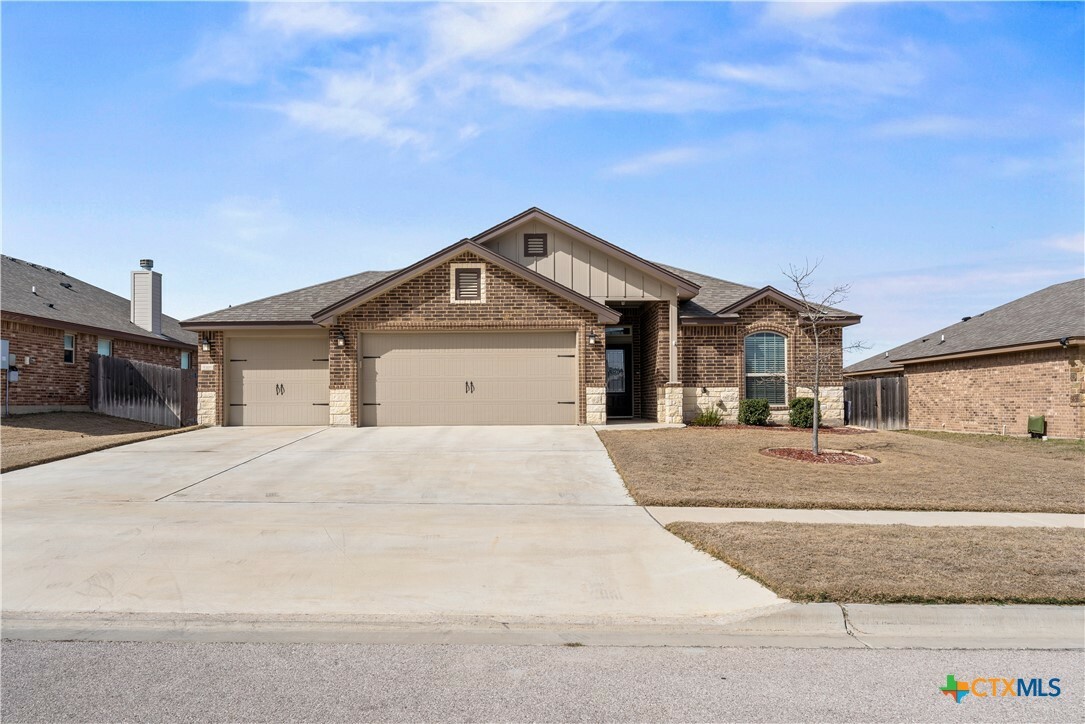 Property Photo:  5305 Colina Drive  TX 76549 