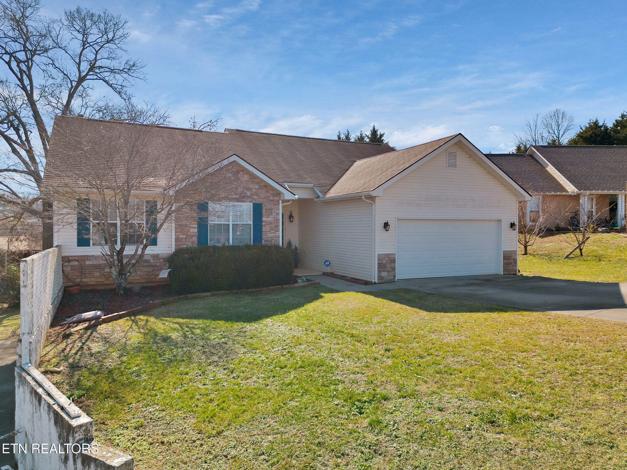 Property Photo:  1621 Rivergate Ridge Court  TN 37862 