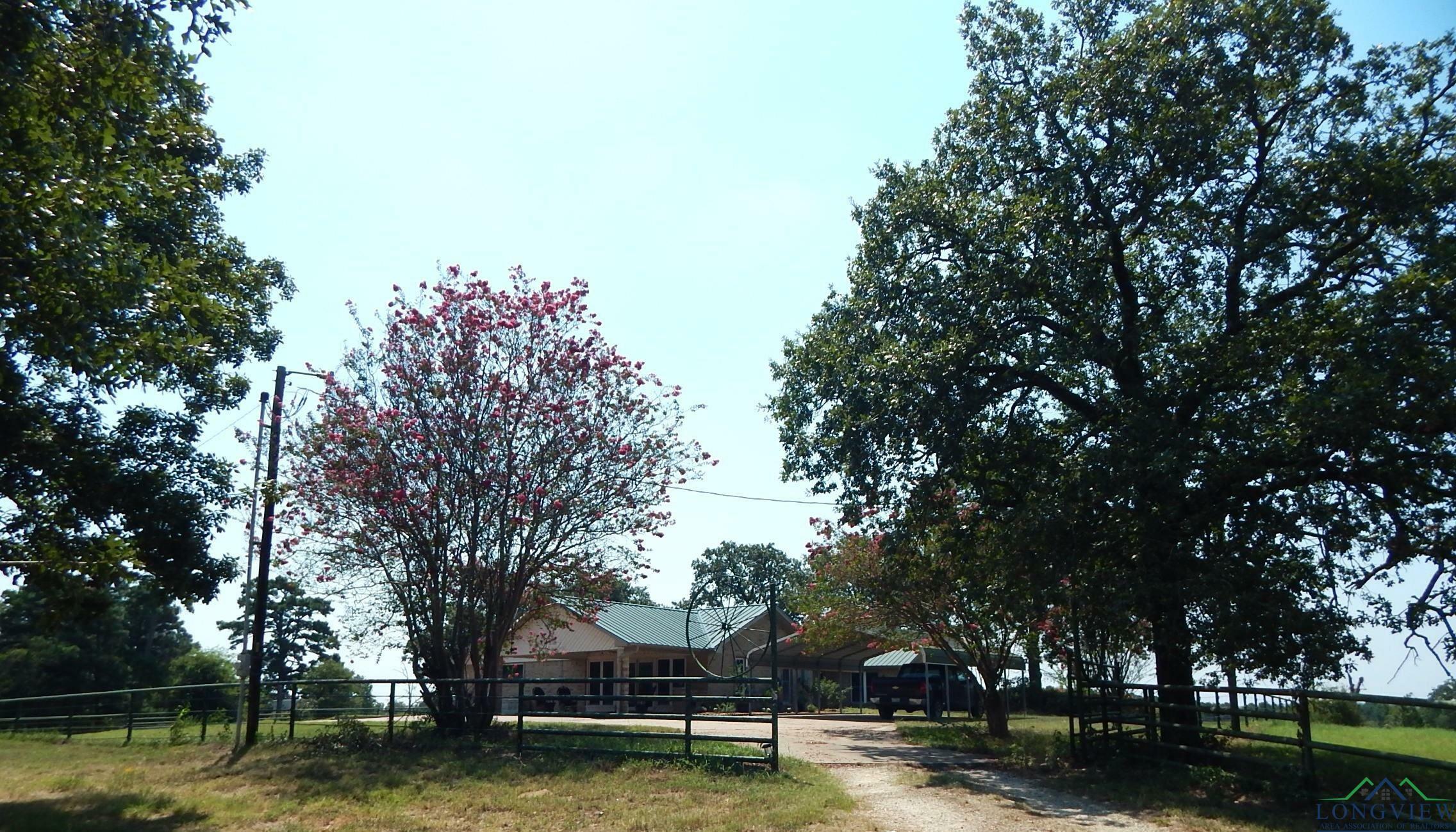 Property Photo: 441 Pr 8571 TX 75494