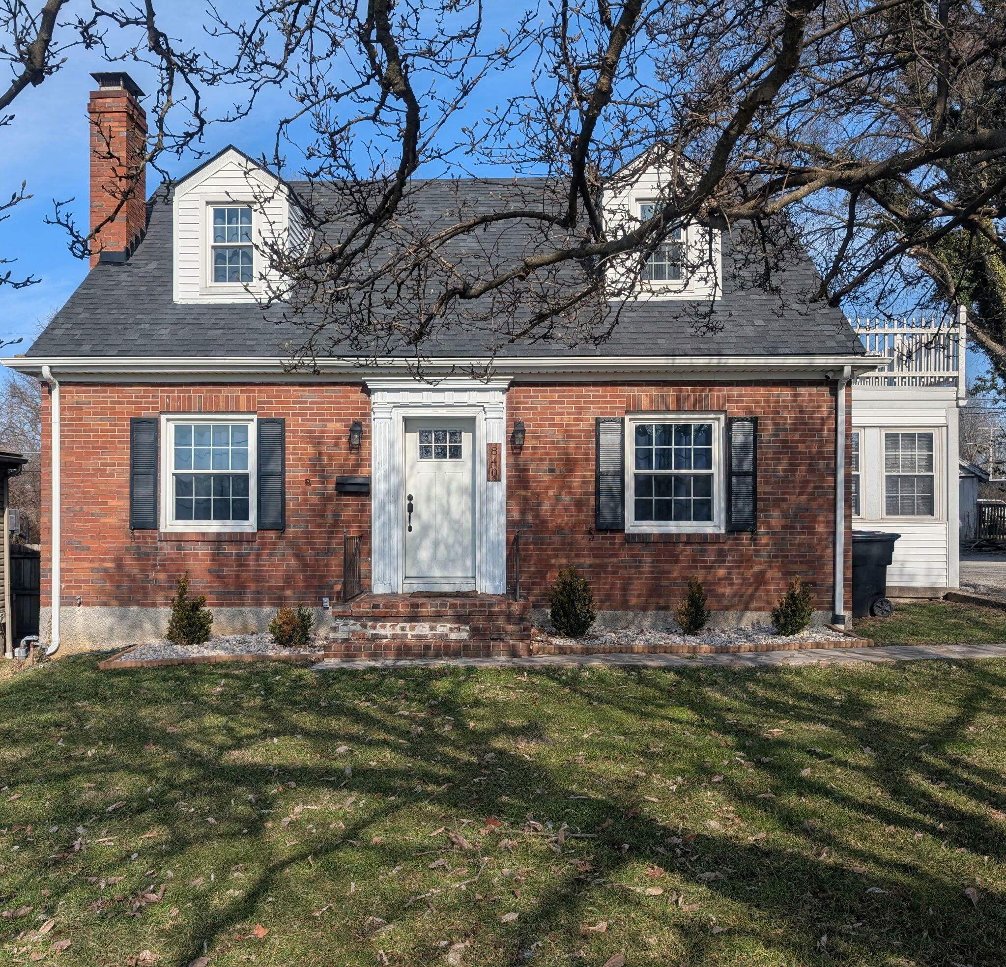 Property Photo: 840 East Main Street KY 40601