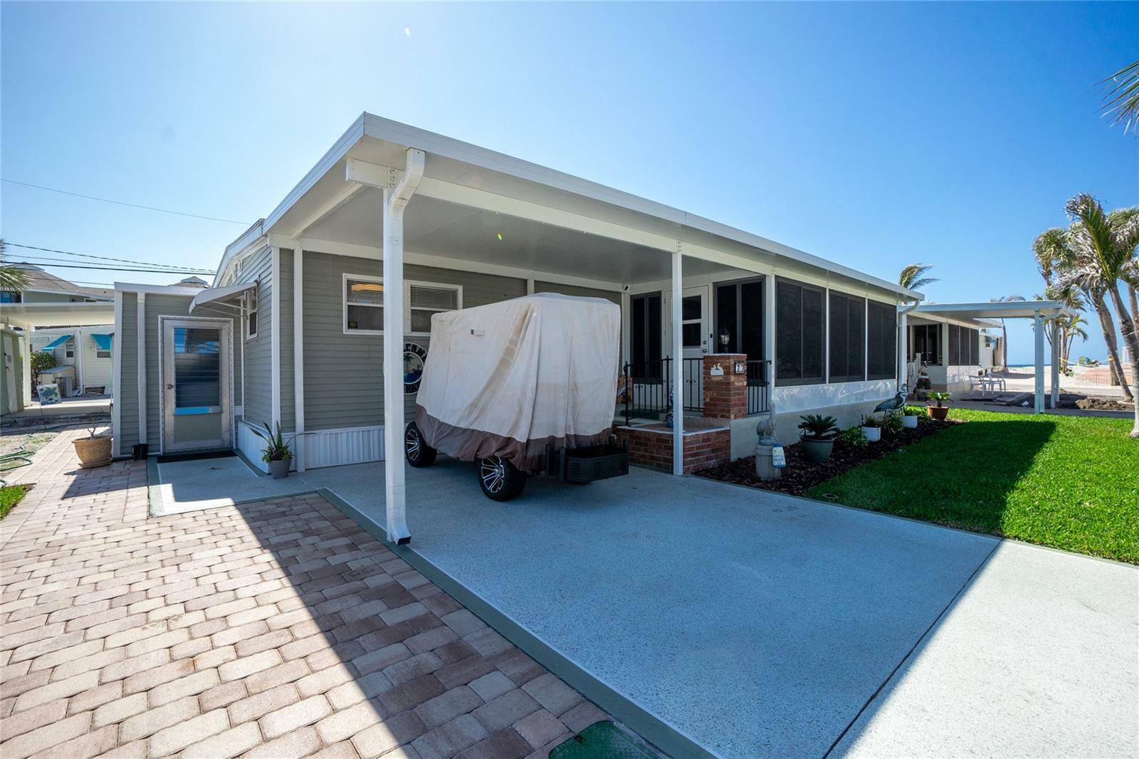 Property Photo: 23 Cielo Court FL 34223