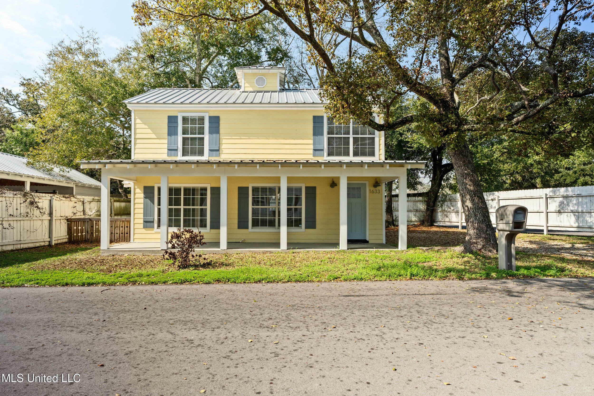 Property Photo: 1633 Nichols Court MS 39501