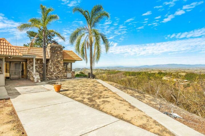 Property Photo:  30508 Circle R Lane  CA 92082 