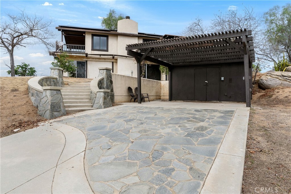 Property Photo:  20682 Hill Top Drive  CA 92507 