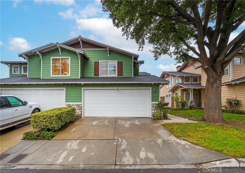 Property Photo:  533 E City Court  CA 92805 