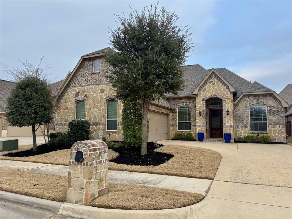 Property Photo: 7009 Avery Lane TX 76034