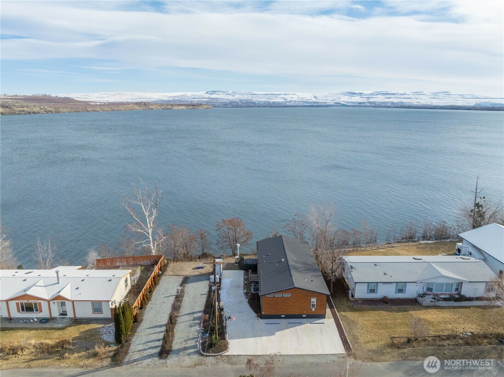 Property Photo: 302 1st Street S WA 98812