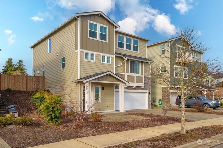 Property Photo:  19507  11th Avenue S  WA 98148 