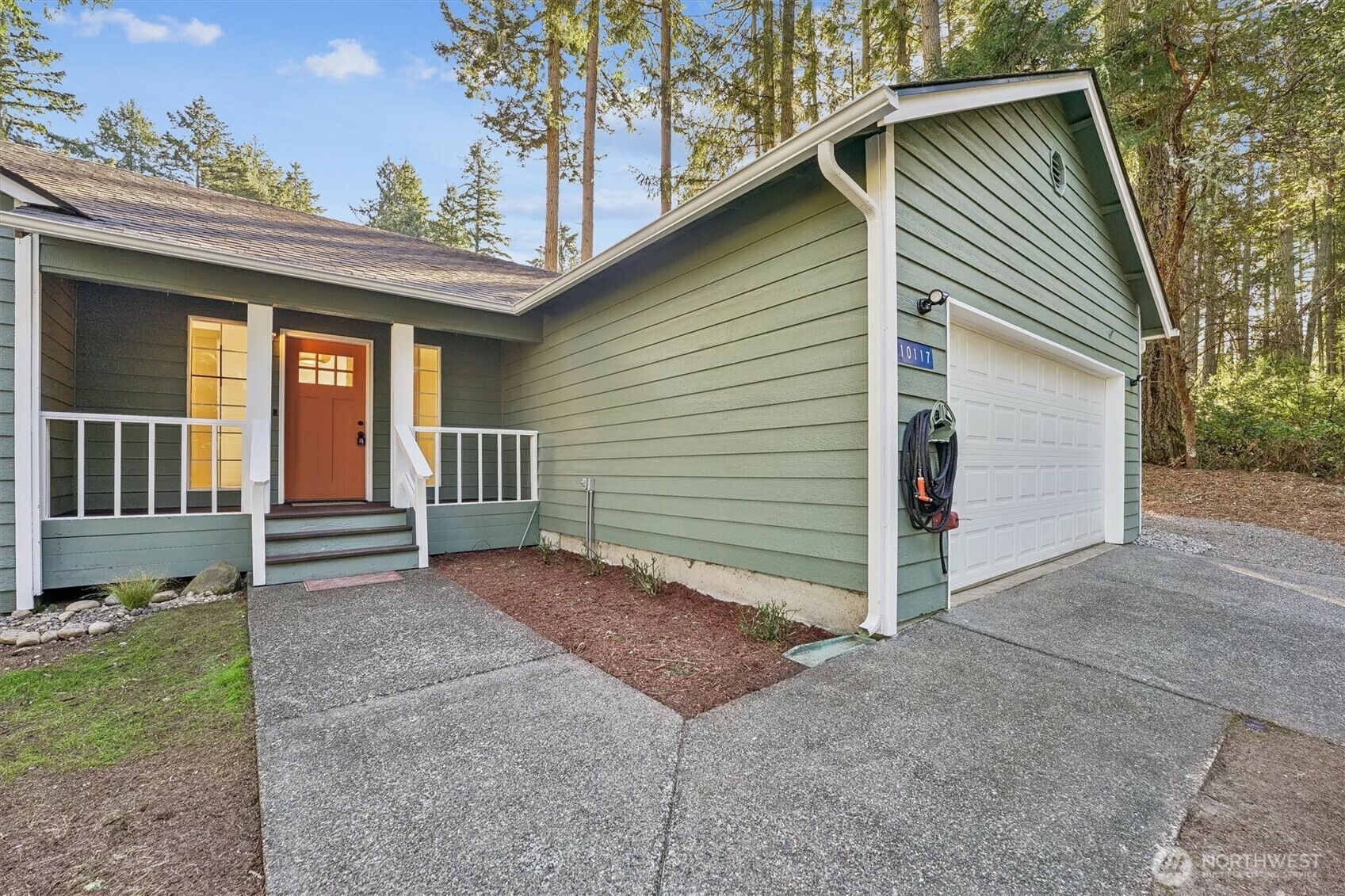 Property Photo:  10117  Cougar Place  WA 98303 