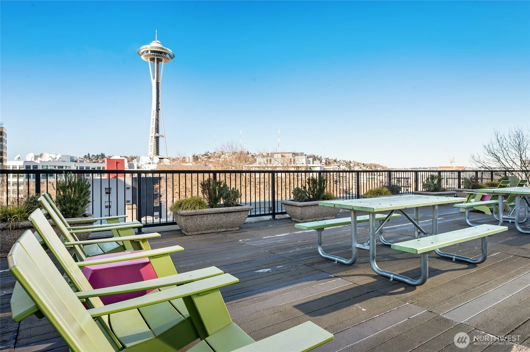 Property Photo:  425  Vine Street 608  WA 98121 