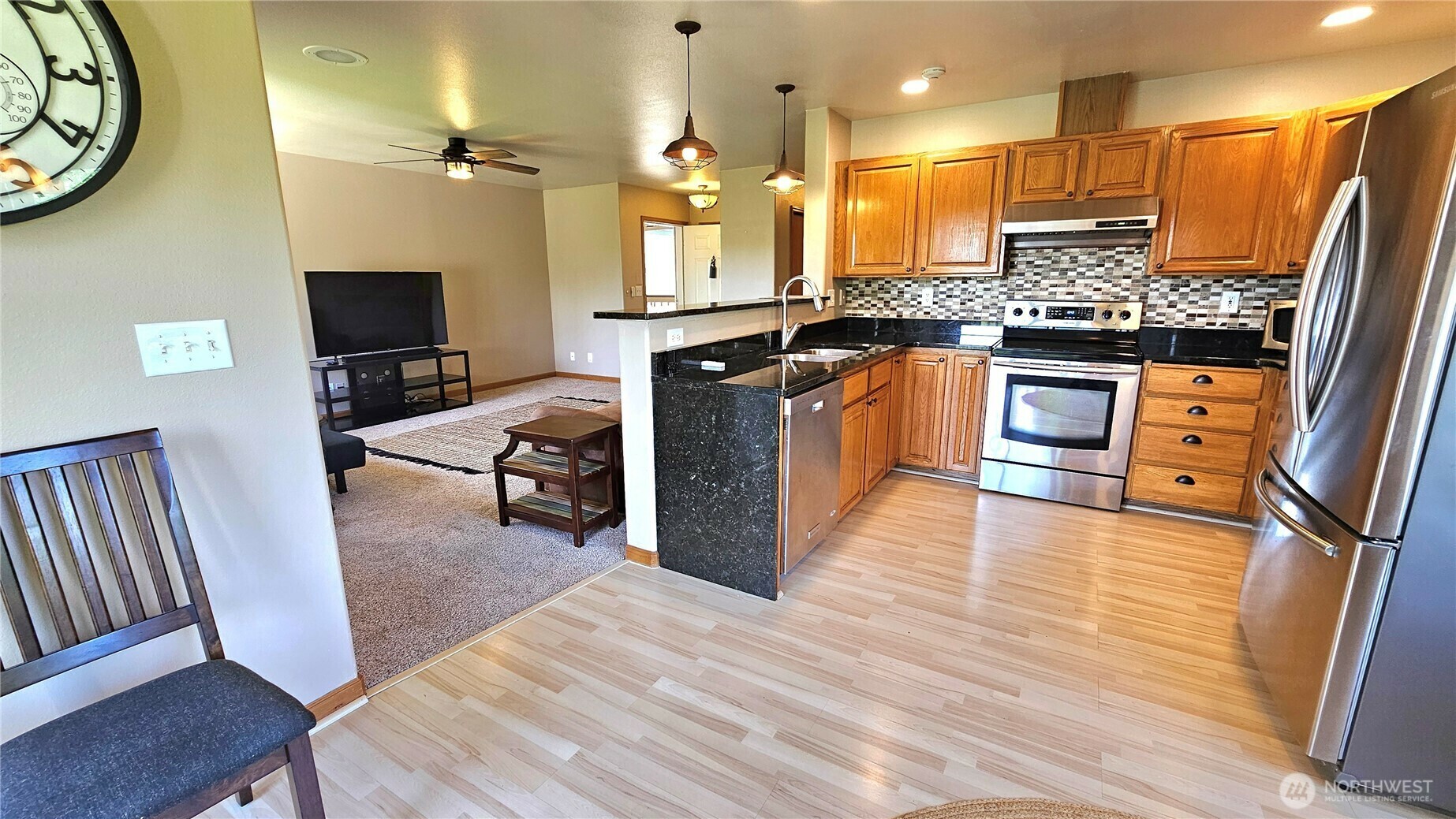 Property Photo: 617 W Horton Way 207 WA 98226