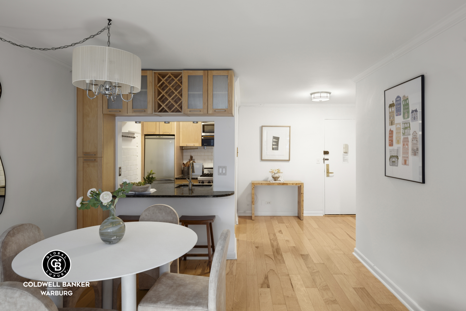 Property Photo: 200 E 27th Street 1E NY 10016