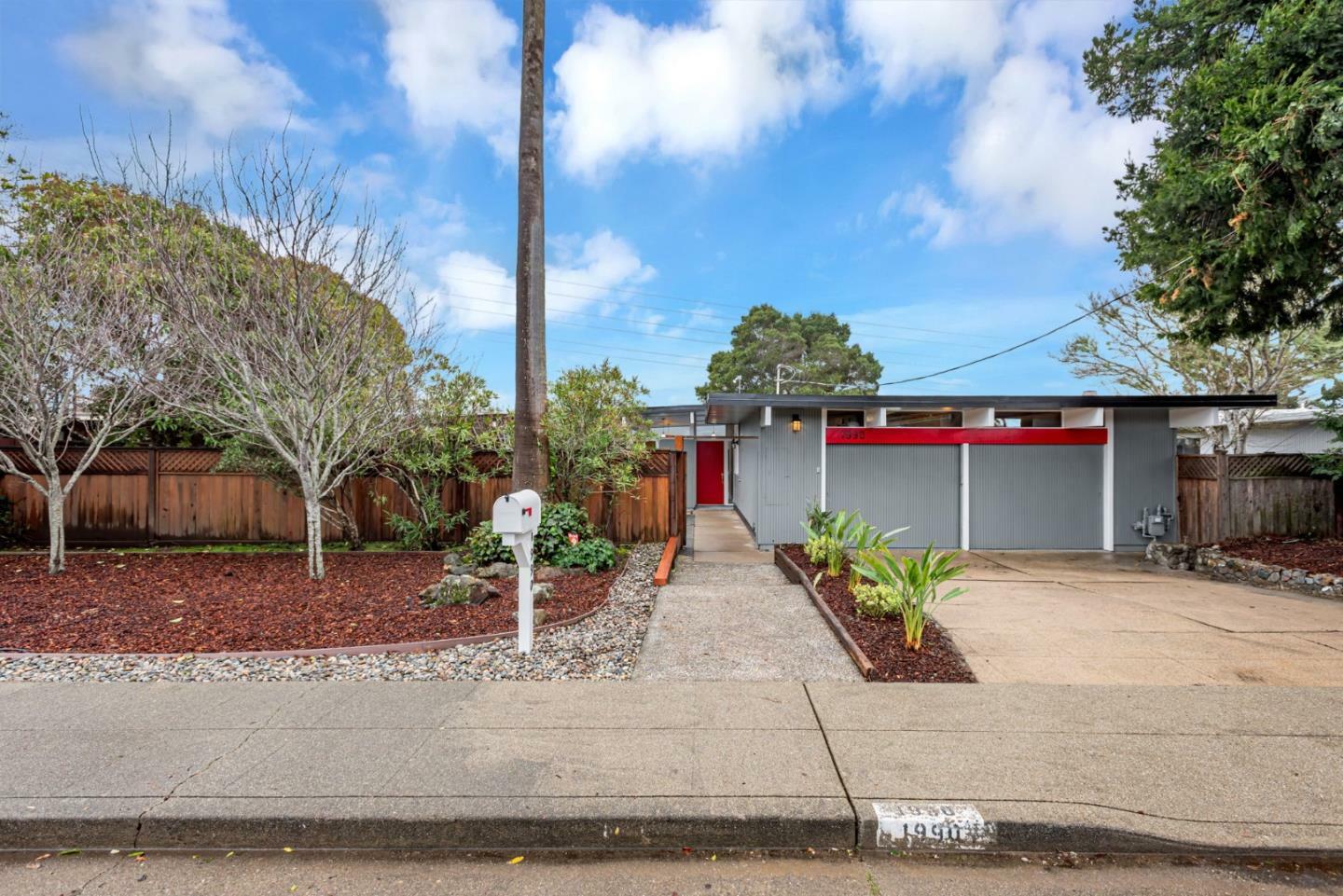 Property Photo:  1990 Lexington Avenue  CA 94402 