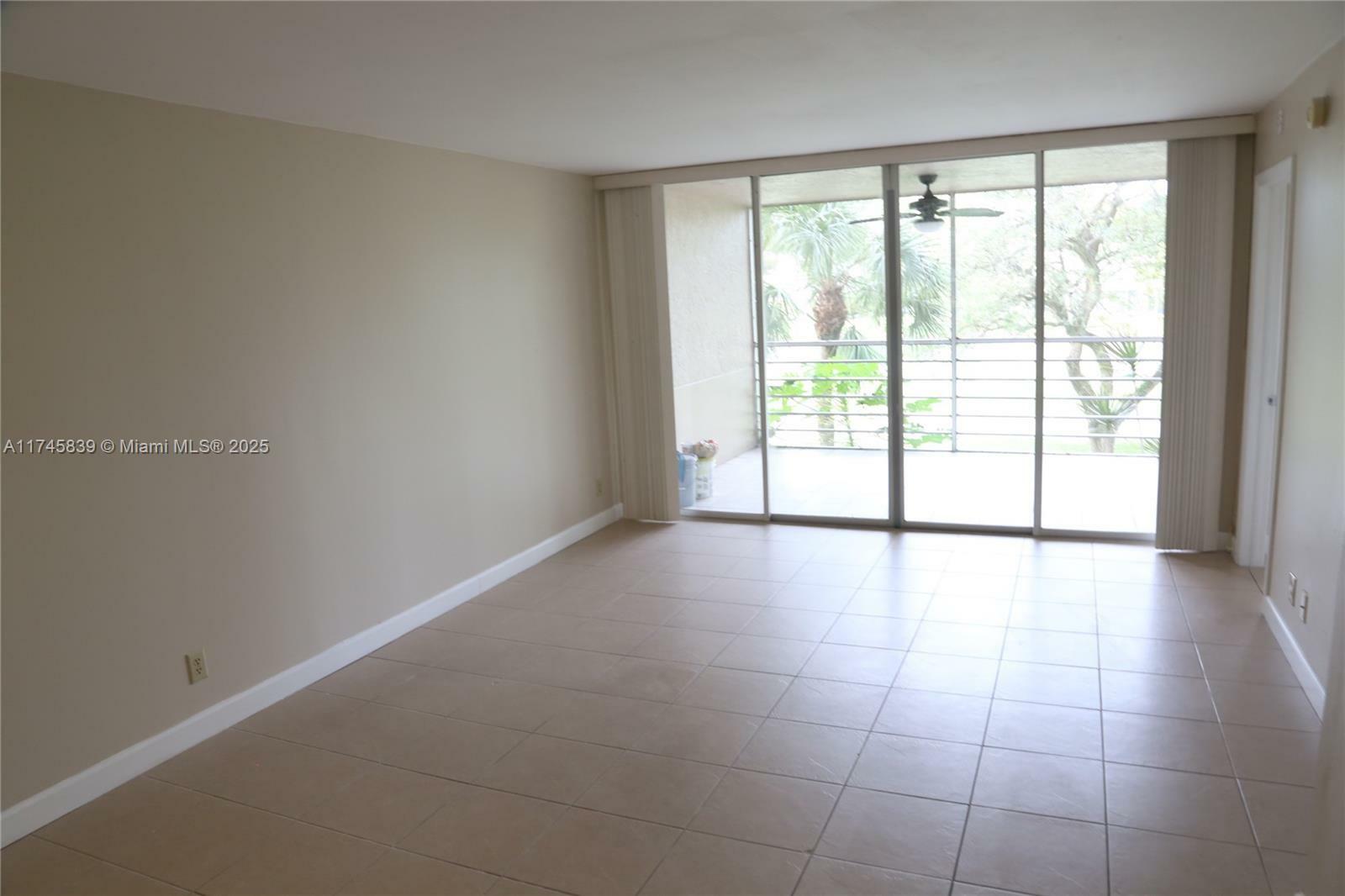 Property Photo:  1811 Sabal Palm Dr 206  FL 33324 