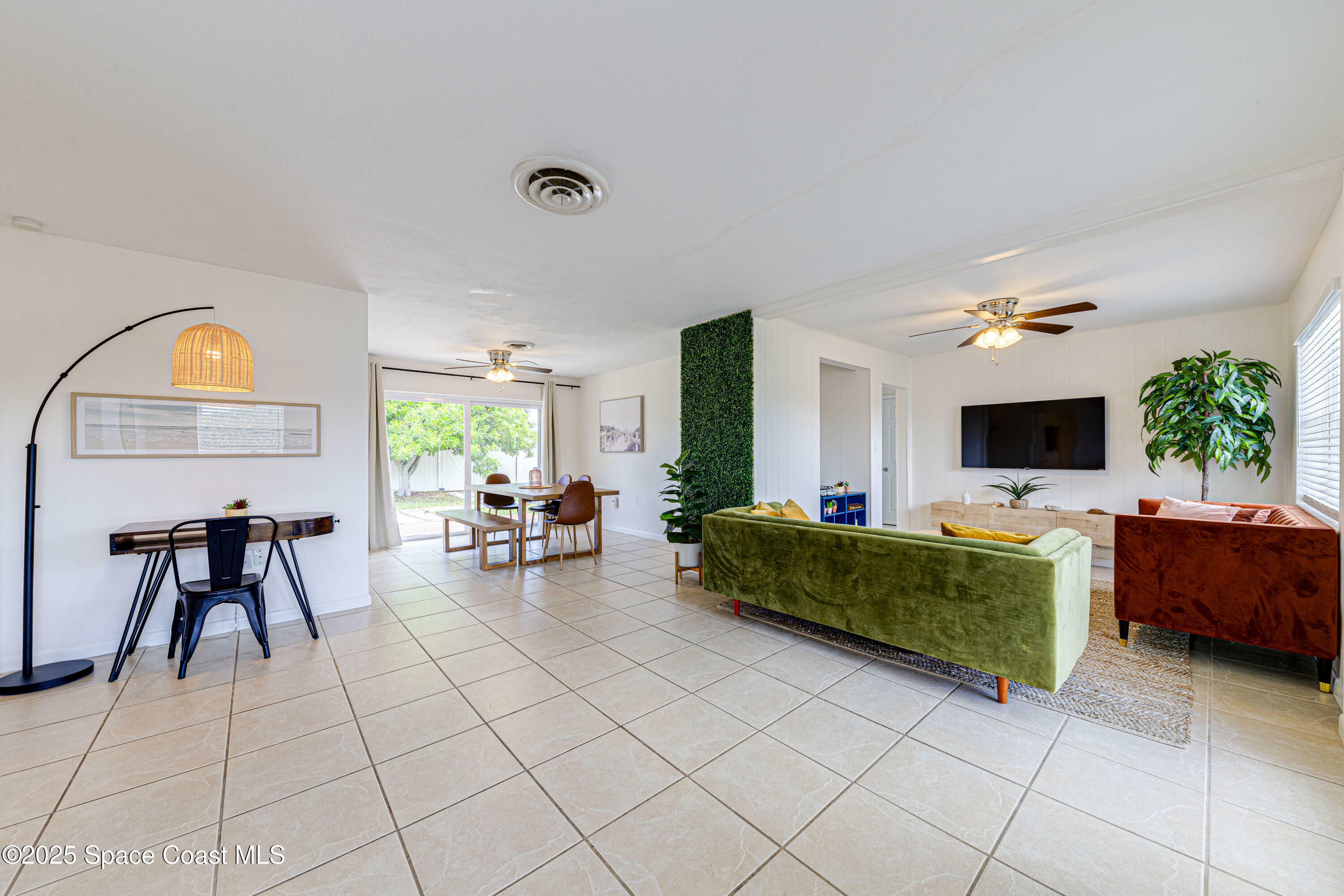 Property Photo:  130 Melaleuca Drive  FL 32937 