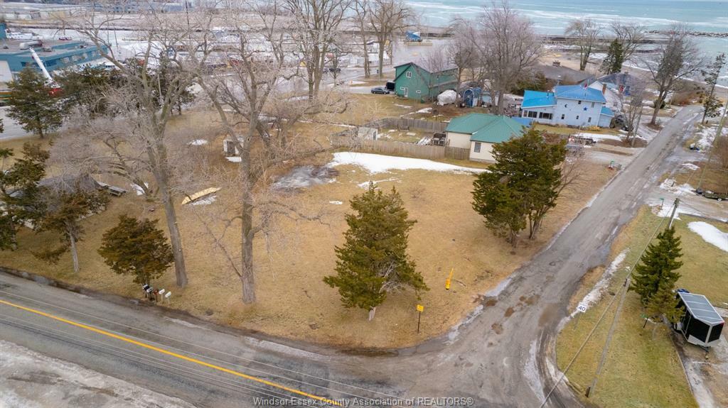 Property Photo:  5 Beach  ON N0P 2P0 