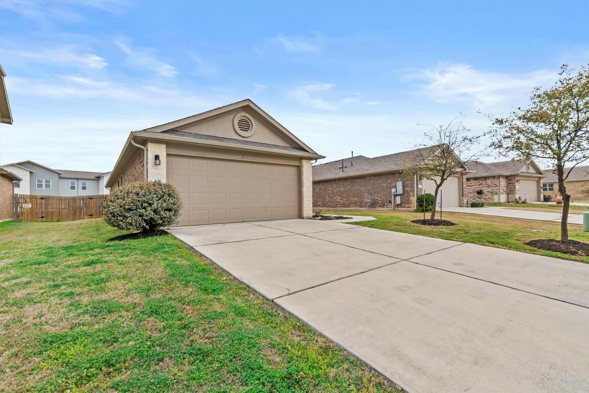 Property Photo:  433 Dubina Avenue  TX 78626 