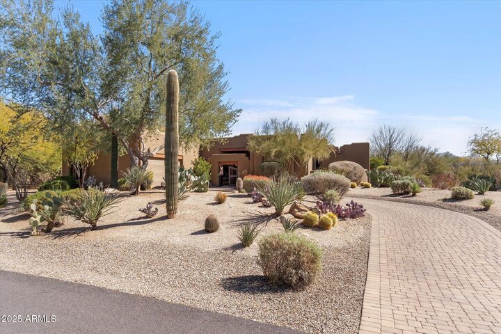 Property Photo:  25433 N Bronco Trail  AZ 85255 
