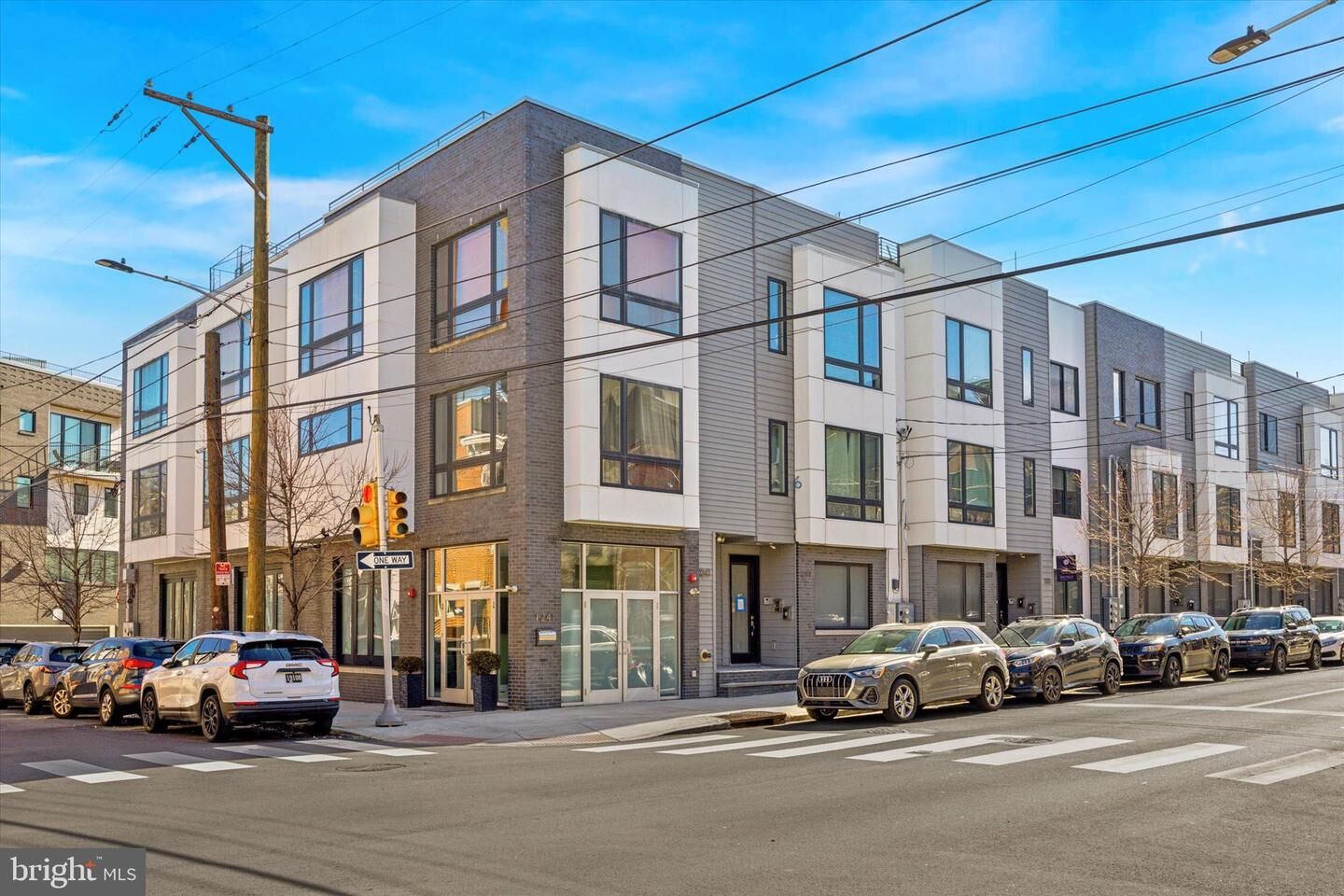 Property Photo:  1241 N 5th Street 1  PA 19122 