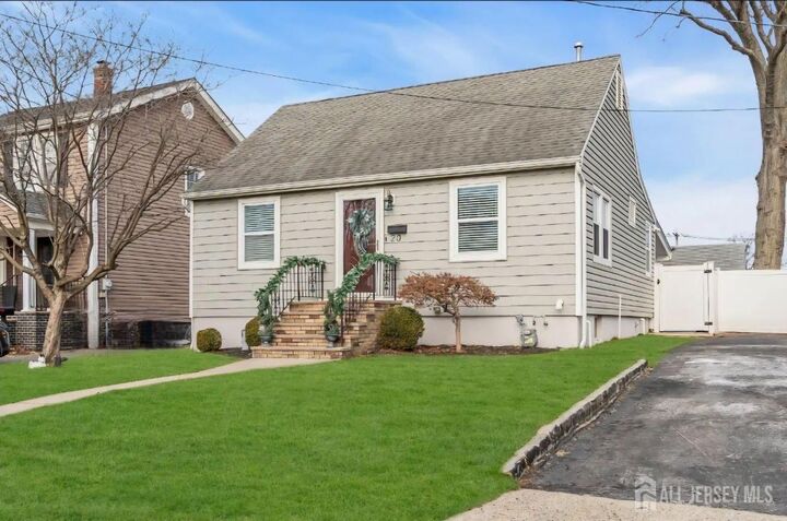 20 Hamilton Avenue  Fords NJ 08863 photo