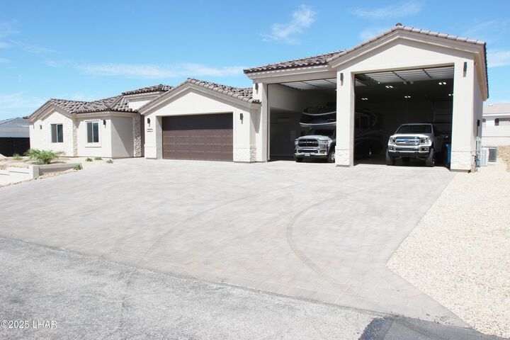 Property Photo: 2371 Stroke Dr AZ 86406