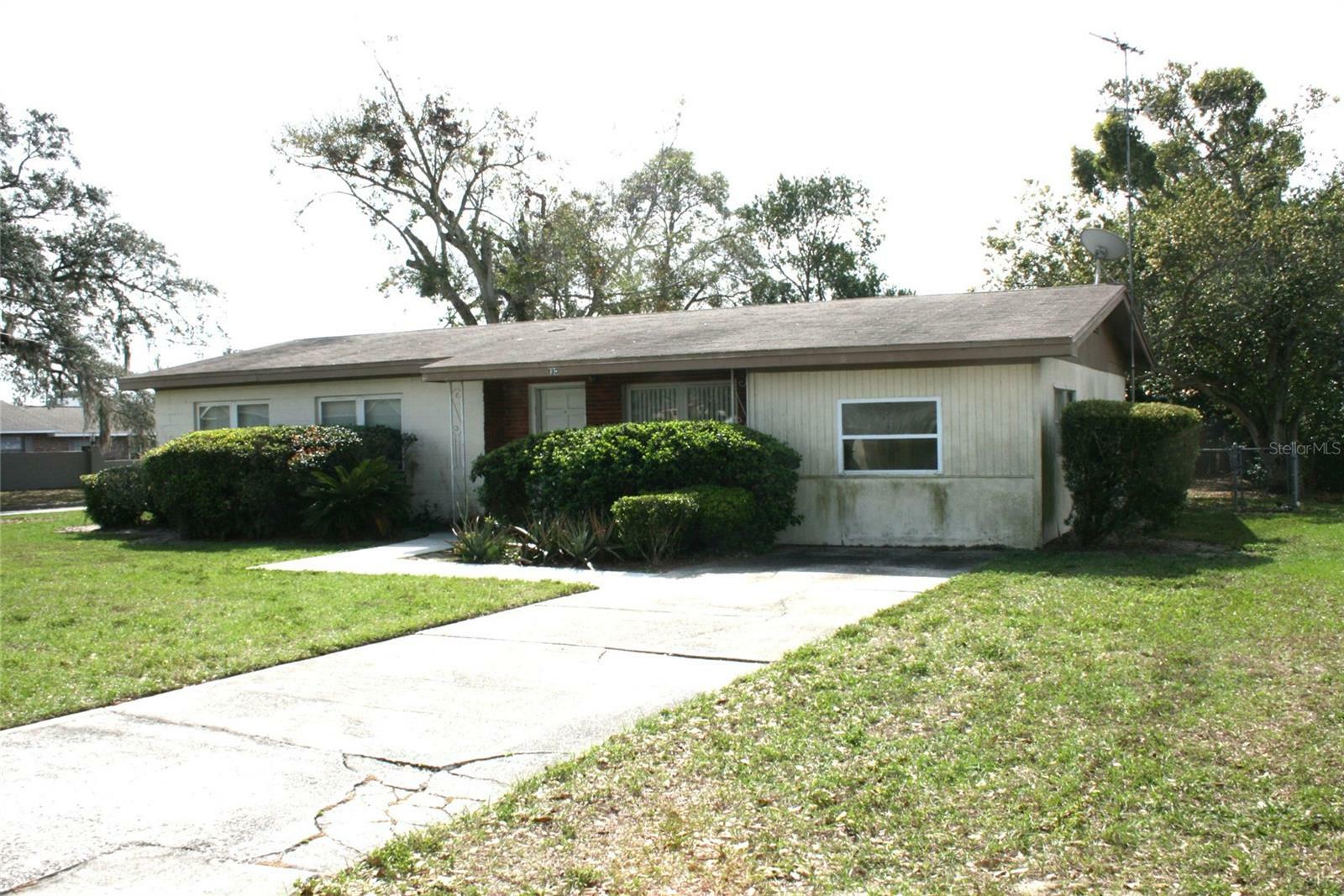 Property Photo:  130 Alvina Avenue  FL 33853 