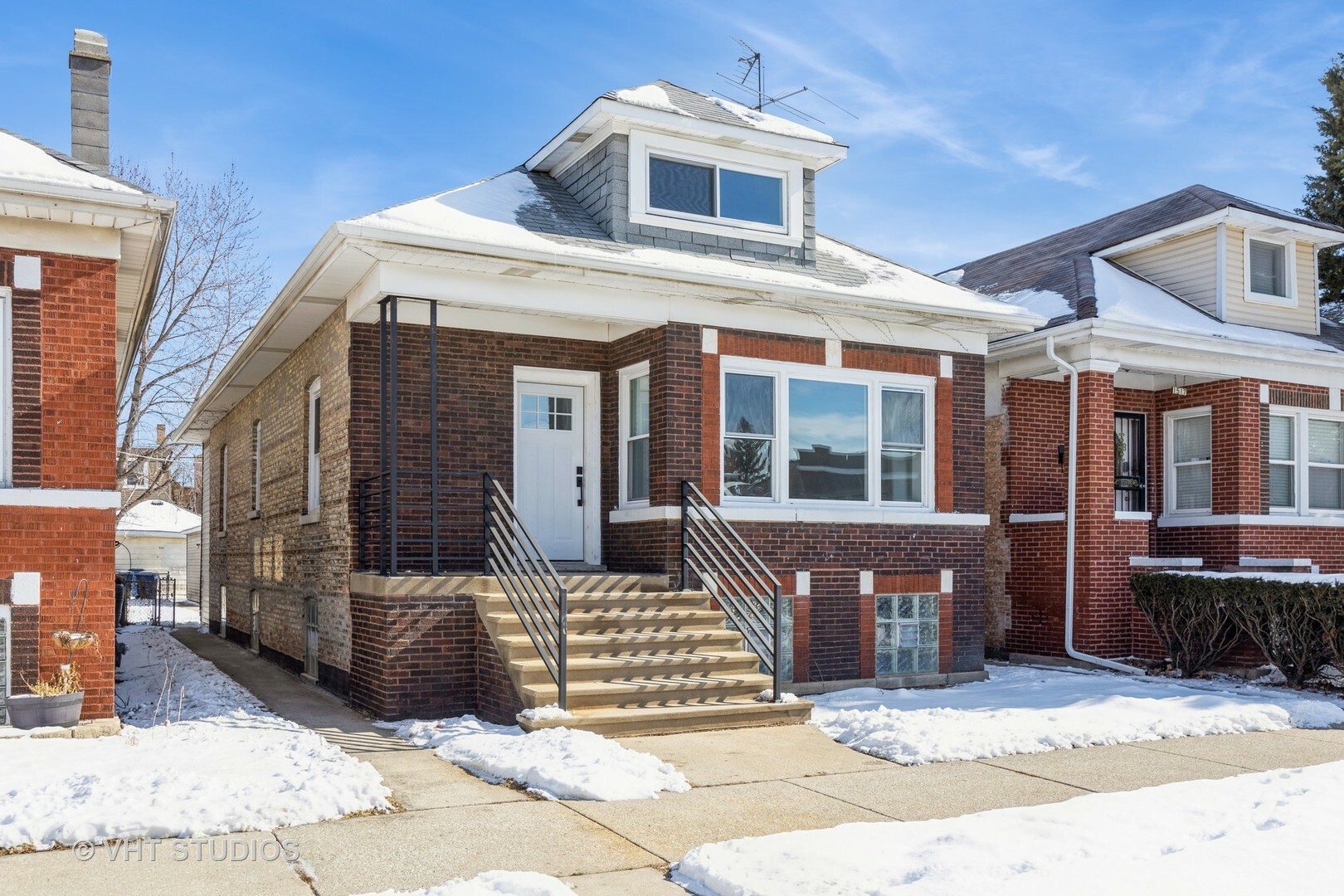 Property Photo:  1515 S 61st Avenue  IL 60804 