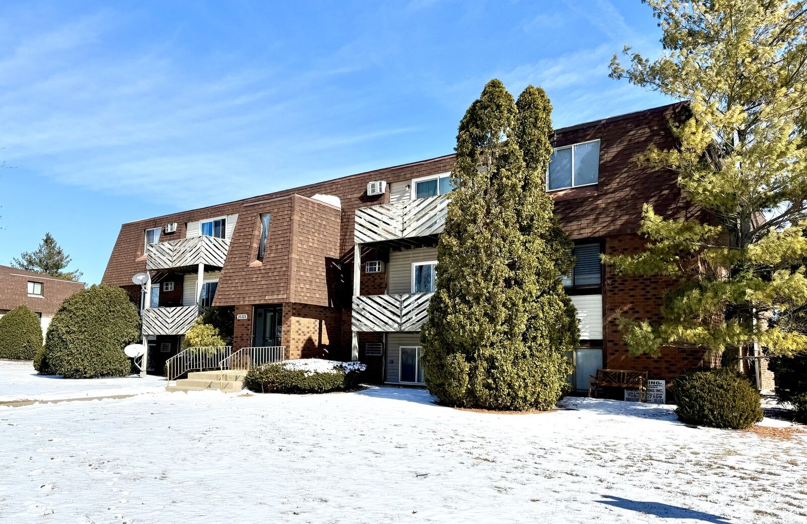Property Photo:  20224 S Frankfort Square Road L  IL 60423 