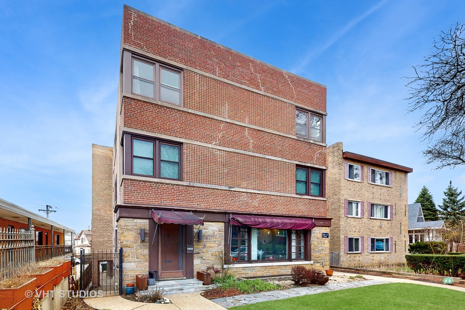 Property Photo: 7235 N Ridge Boulevard 0 IL 60645