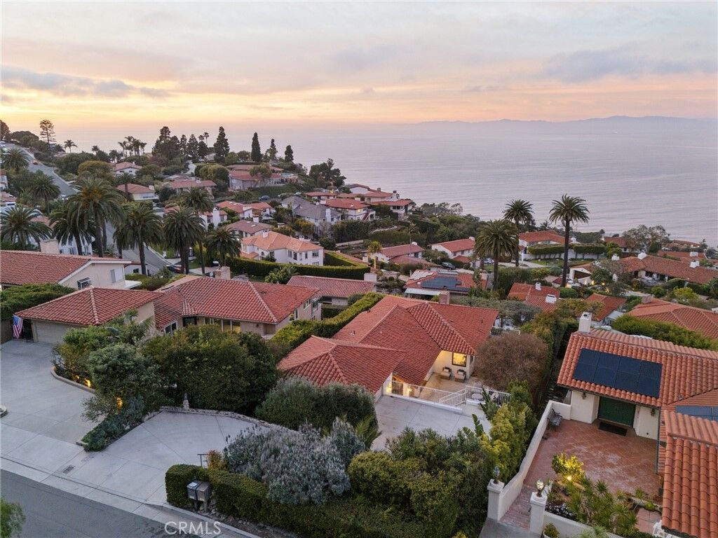 Property Photo: 797 Via Somonte CA 90274