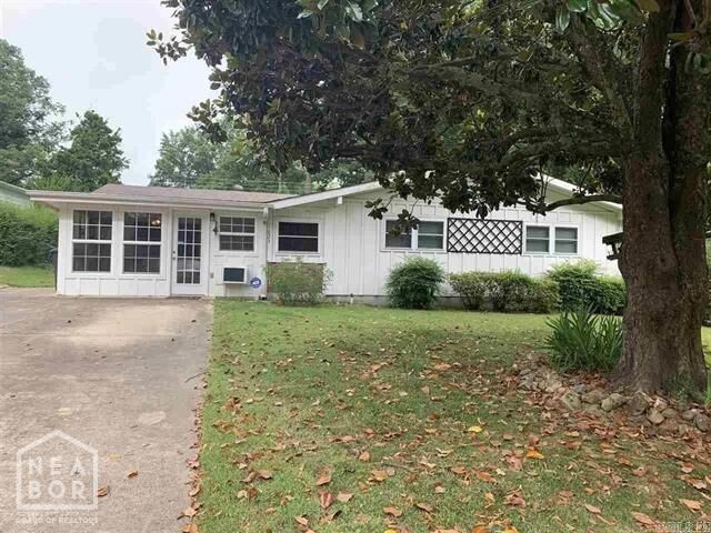Property Photo: 1823 Greenwood Street AR 72401