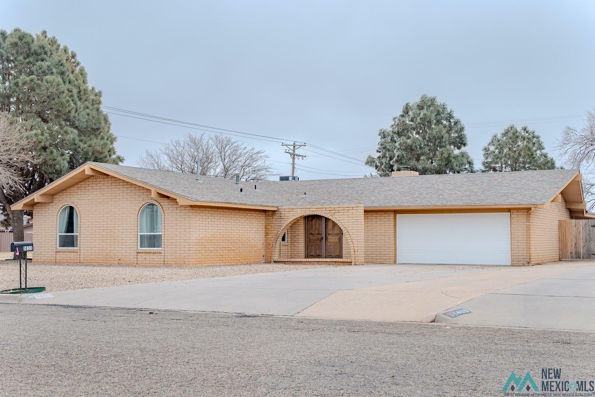 1433 Eastridge Drive  Clovis NM 88101 photo