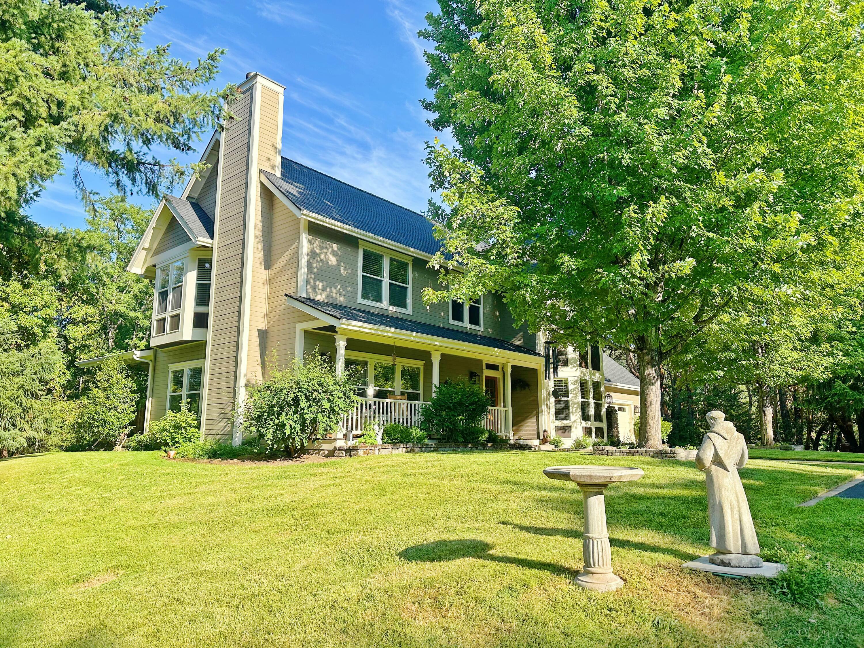 Property Photo: 1514 Sterling Creek Road OR 97530